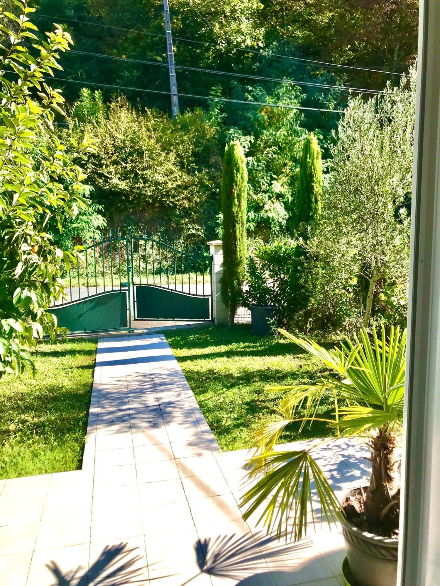 Villa Maison Blanche Tulle 1 A 4 Personnes Exteriér fotografie