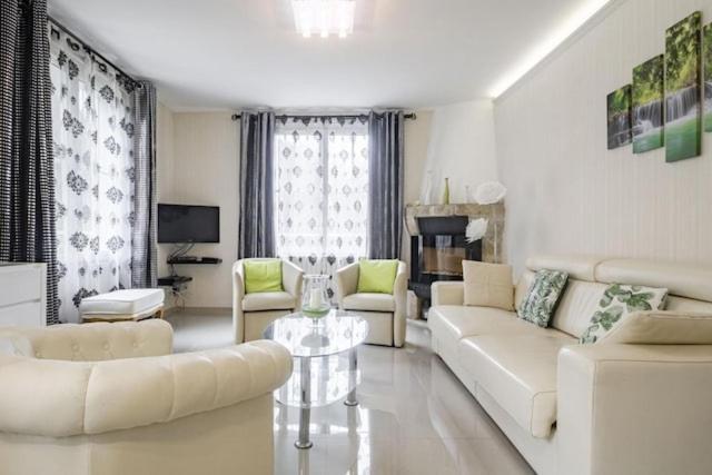Villa Maison Blanche Tulle 1 A 4 Personnes Exteriér fotografie