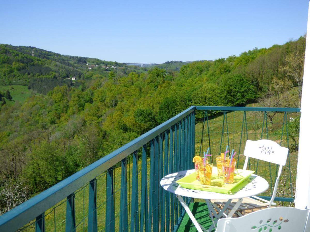 Villa Maison Blanche Tulle 1 A 4 Personnes Exteriér fotografie