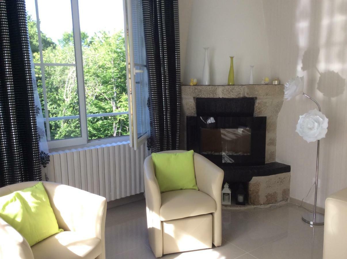 Villa Maison Blanche Tulle 1 A 4 Personnes Exteriér fotografie